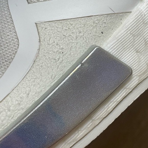 adidas NMD_R1 V2 Shoes - Picture 16 of 17